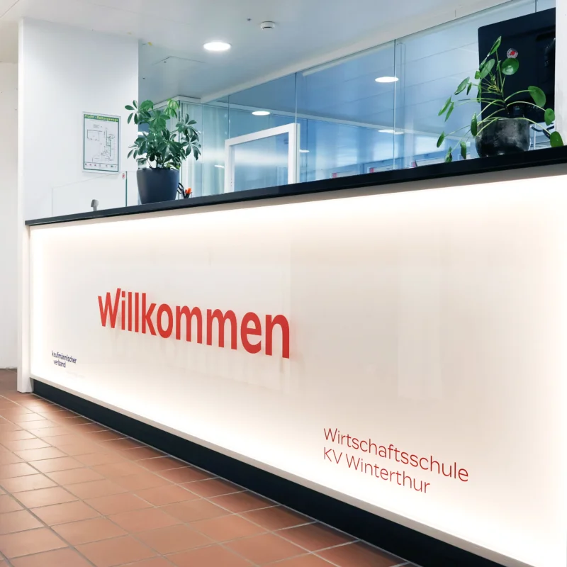 Kontakt Sekretariat Wirtschaftsschule KV Winterthur